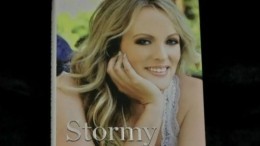 Выходит в свет книга порноактрисы, утверждающей, что она провела ночь с Трампом