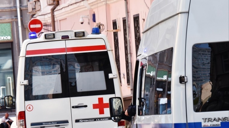 Один человек погиб в результате ДТП с автобусом в Ленинградской области