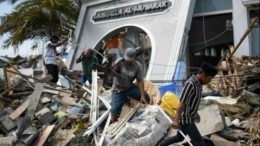 Число жертв в результате землетрясений в Индонезии превысило две тысячи человек
