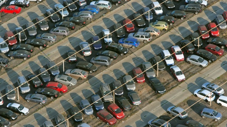 Цены на автомобили в России назвали одними из самых низких в мире