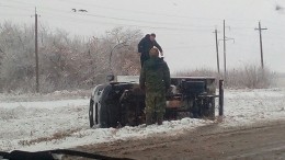 Снегопад вызвал заторы и аварии в Алтайском крае