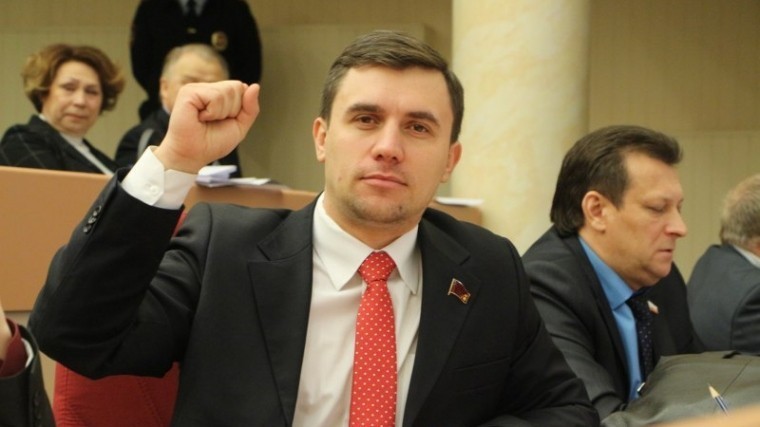 Саратовский депутат будет питаться на 3,5 тысячи рублей после спора о прожиточном минимуме