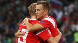 Фантастический гол Черышева увеличил счет в матче Россия — Турция в Сочи