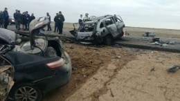 Четыре человека погибли в жуткой аварии в Астраханской области — фото