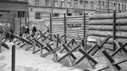 Блокадники потребовали запретить комедию о голодном Ленинграде