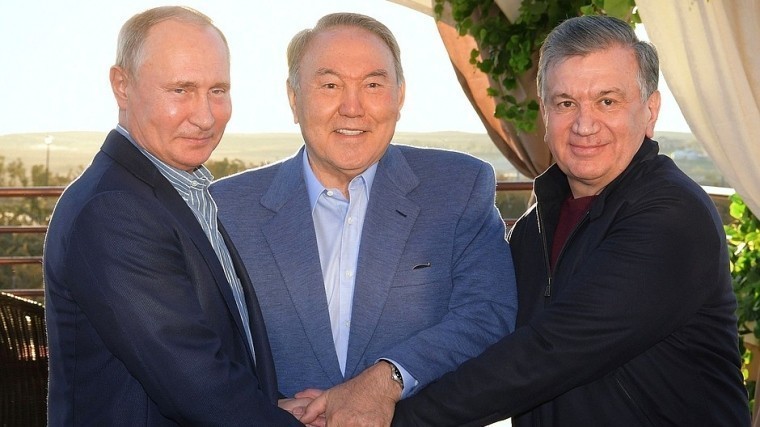 Путин провел неформальную встречу с президентами Казахстана и Узбекистана