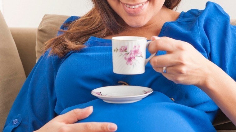 Эксперты рассказали о влиянии кофе на развитие плода во время беременности