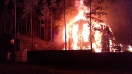 Серьезный пожар произошел на базе отдыха под Нижним Новгородом — кадры с места