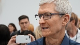 Глава Apple считает Россию слабым рынком