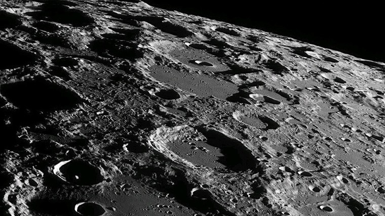 Роскосмос изучит возможность 3D-печати деталей из лунного грунта