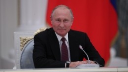 Путин остался доволен выставкой «Сокровища музеев России», открывшейся в Москве