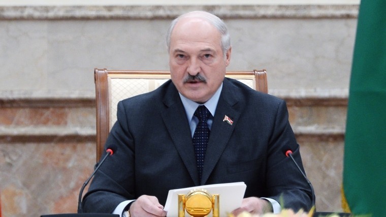 Лукашенко предостерег Польшу от создания у себя военной базы США