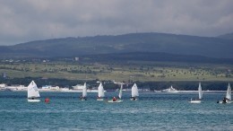 В Геленджике из-за сильного ветра в открытое море унесло яхты с детьми