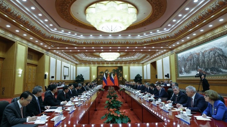 Западные санкции привели к торговому буму России и Китая