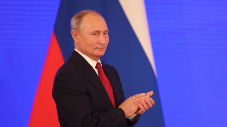 Владимир Путин направил приветствие участникам ЧМ по прыжкам на батуте