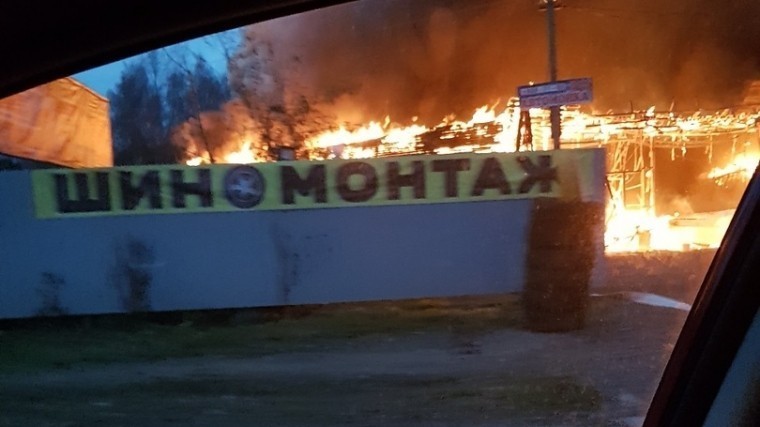 Количество погибших при пожаре в Ленобласти возросло до пяти человек