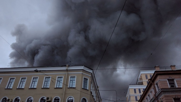 Названа возможная причина пожара в гипермаркете «Лента» в Петербурге