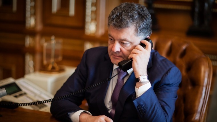 Киевская церковь: Порошенко не кричал во время звонка митрополиту