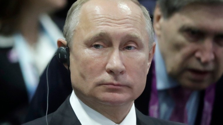 Песков прокомментировал сообщение о проходе Путина через металлоискатель