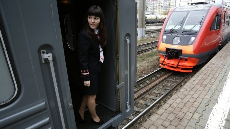 Стало известно, когда новые плацкартные вагоны появятся в поездах РФ