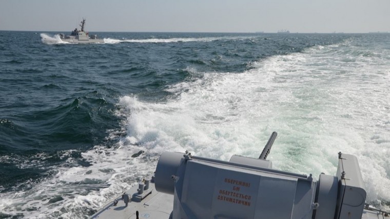 ВМС Украины обвинили российских пограничников в агрессии