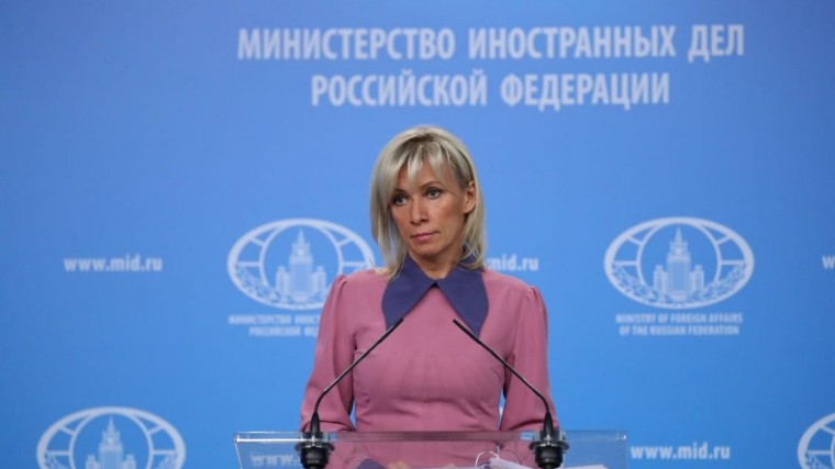 Захарова назвала Порошенко «бандитом» после провокации в Черном море