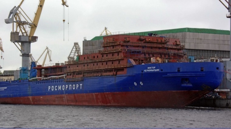 Названа возможная причина пожара на ледоколе «Виктор Черномырдин» в Петербурге