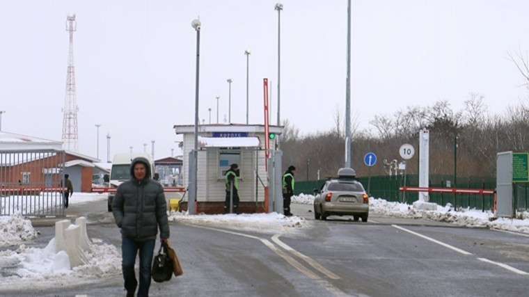 Украина назвала условия для въезда россиян в страну