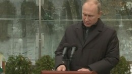 Путин принял участие в открытии памятника Солженицину