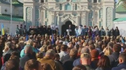 Украинские священники устроили драку на глазах у прихожан