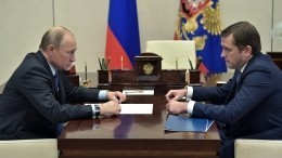 Путину доложили о рекордном снижении цен на красную рыбу и икру