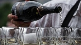 Как отличить настоящее шампанское от дешевой подделки