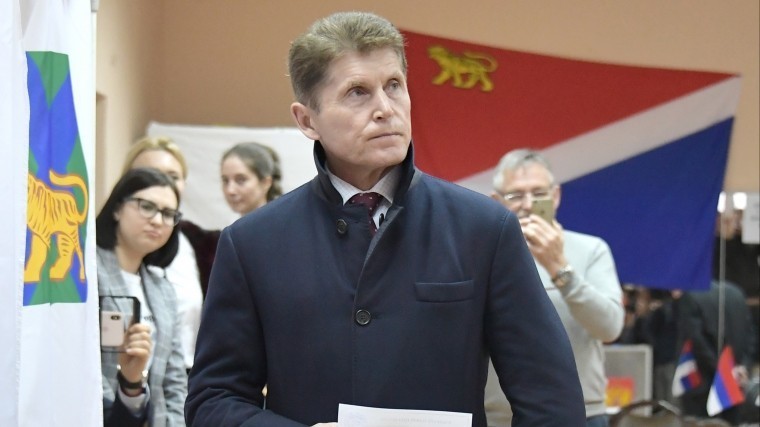 Олег Кожемяко лидирует на выборах главы Приморья
