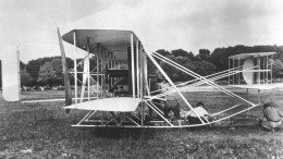 Первый полет «Флайера»: 115 лет назад братья Райт научили людей летать