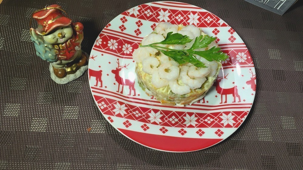 Пошаговый рецепт салата «Оливье» с креветками