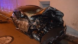 Родился в рубашке: В Словакии водитель выжил, случайно сделав сальто на авто — видео