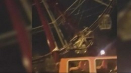 В Иркутске люди на морозе застряли на колесе обозрения