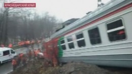 Электричка сошла с рельсов под Туапсе, есть пострадавшие
