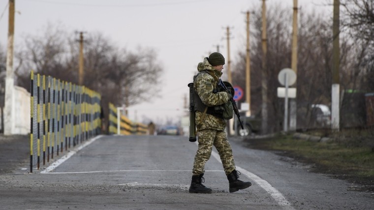 Учись, Сеня: украинцы отреагировали на строительство стены на российской границе