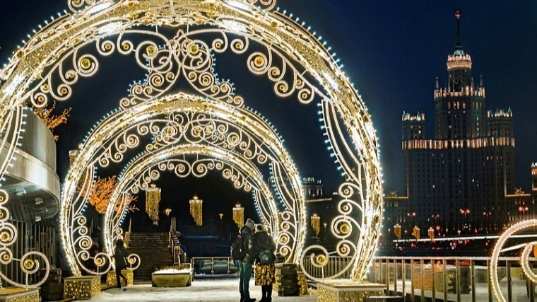 Как правильно провести 31 декабря: приметы и традиции в России