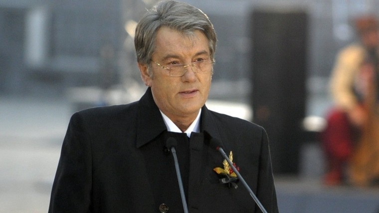 Ющенко обвинил Киев в насильственном возврате украинцев в XVII век