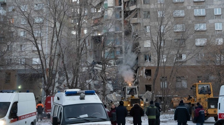 МЧС: продолжать разбор завалов в Магнитогорске невозможно