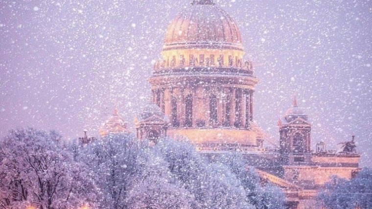 Туристы назвали Петербург лучшим городом для празднования Рождества