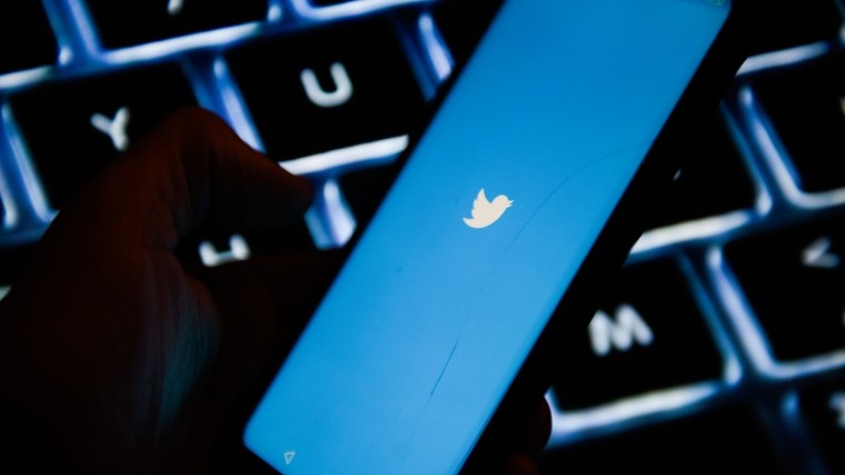 Украина требует от Twitter заблокировать аккаунт МИД России в Крыму