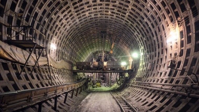 Петербургские метростроители завершили проходку тоннеля до станции «Горный институт»