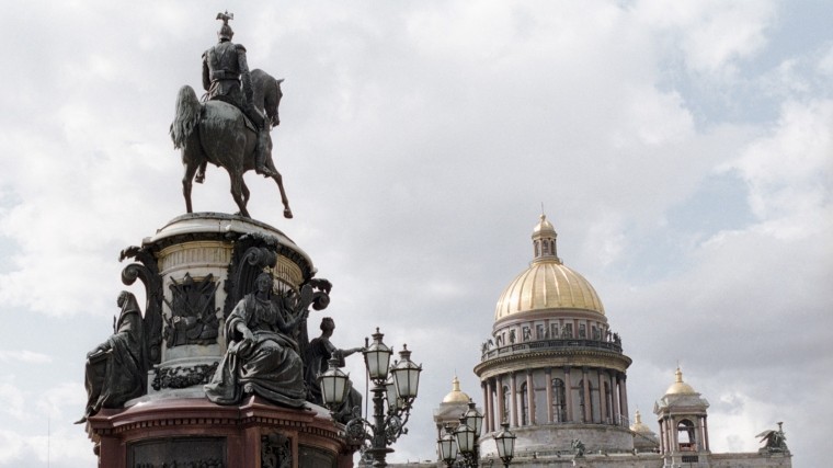 «Памятник тряпке»: Google Maps переименовал памятник Николаю I в Петербурге