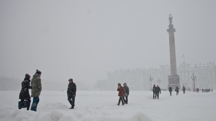 МЧС предупреждает: Петербург накроет мощный снегопад
