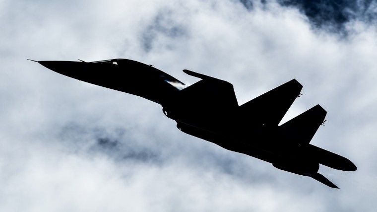 Минобороны подтвердило столкновение двух Су-34 в небе над Японским морем