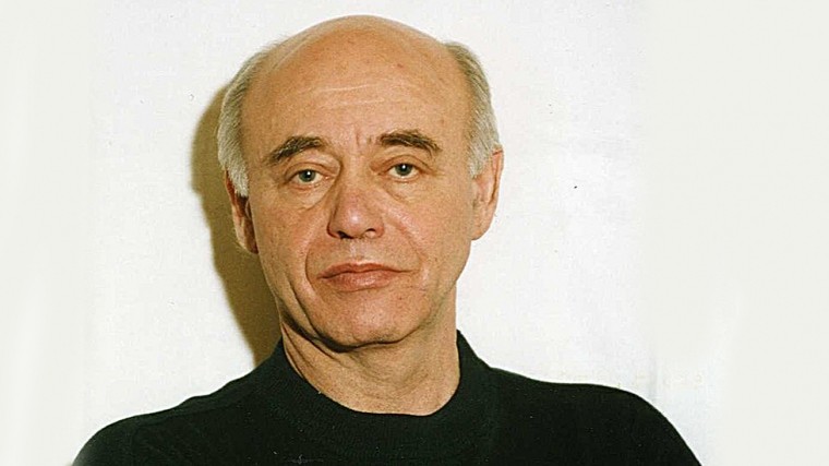 В Петебурге скончался писатель-фантаст Михаил Ахманов