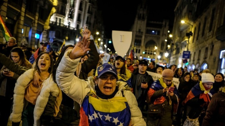 «США никогда не содействовали перевороту так открыто» — посол Венесуэлы